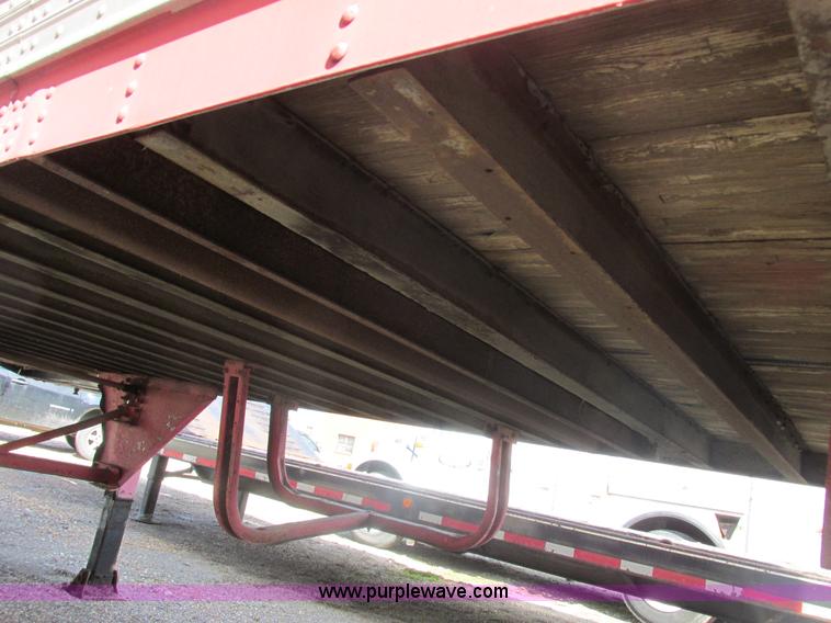 image for item E7183 1977 Trailmobile van trailer