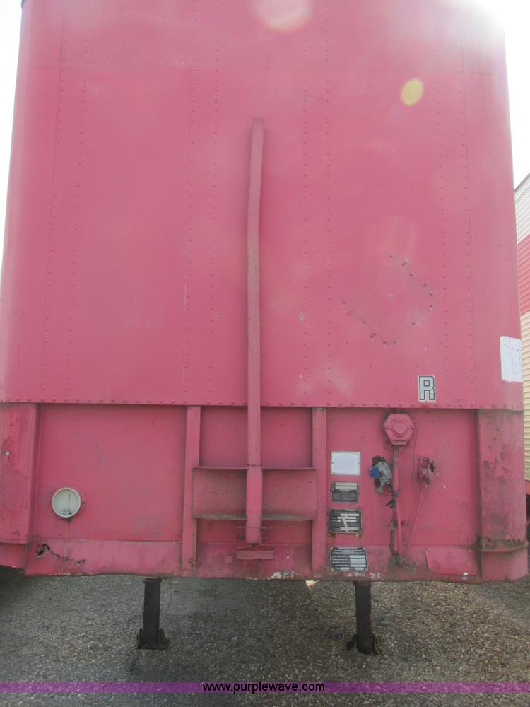 image for item E7183 1977 Trailmobile van trailer