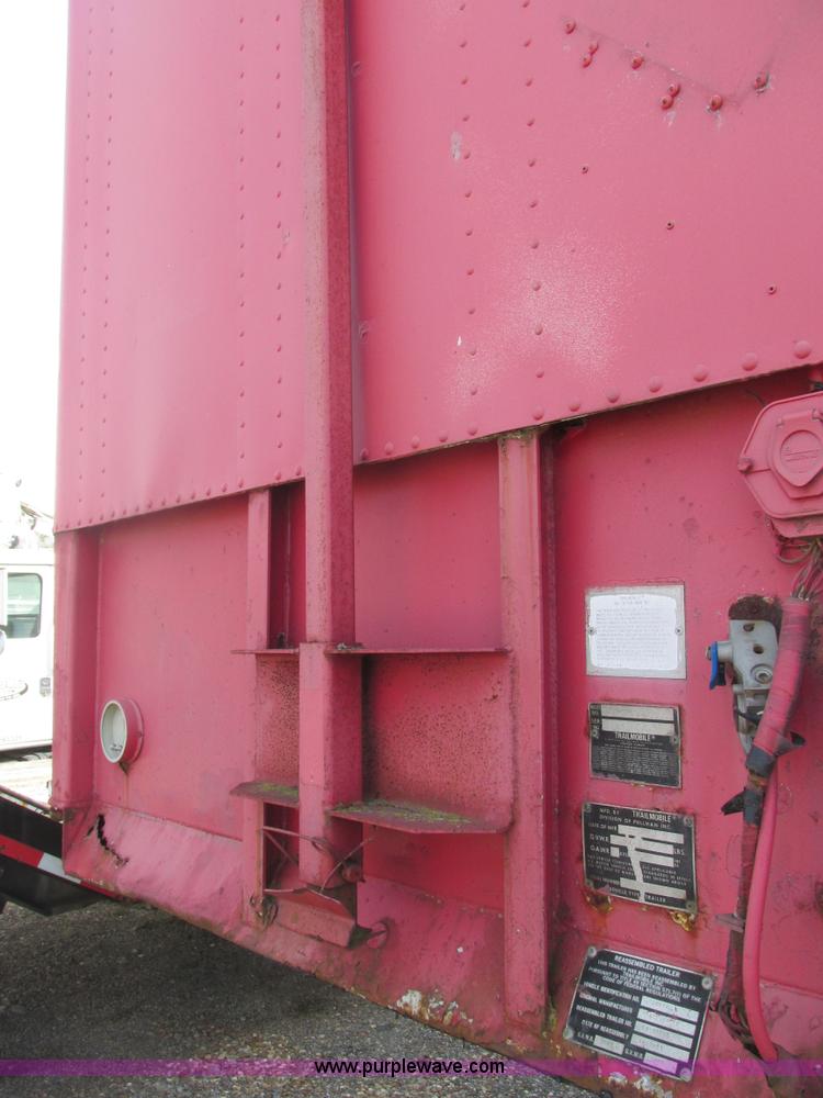 image for item E7183 1977 Trailmobile van trailer