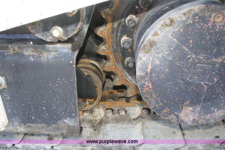 image for item F2546 Cedarapids CR461 Greyhound asphalt paver