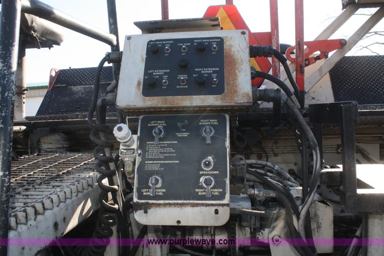 image for item F2546 Cedarapids CR461 Greyhound asphalt paver