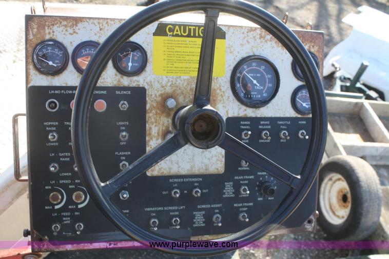 image for item F2546 Cedarapids CR461 Greyhound asphalt paver