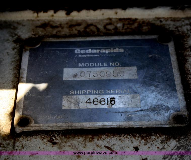 image for item F2546 Cedarapids CR461 Greyhound asphalt paver