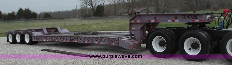 image for item F4779 1995 Fontaine TB50 50 ton detach triple axle lowboy trailer