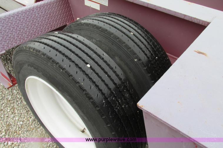 image for item F4779 1995 Fontaine TB50 50 ton detach triple axle lowboy trailer