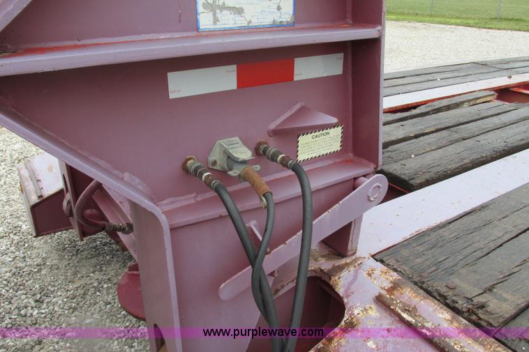 image for item F4779 1995 Fontaine TB50 50 ton detach triple axle lowboy trailer