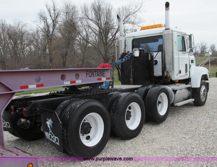 image for item F4780 1996 Mack CH613 triple axle semi truck
