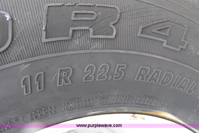 image for item F4780 1996 Mack CH613 triple axle semi truck