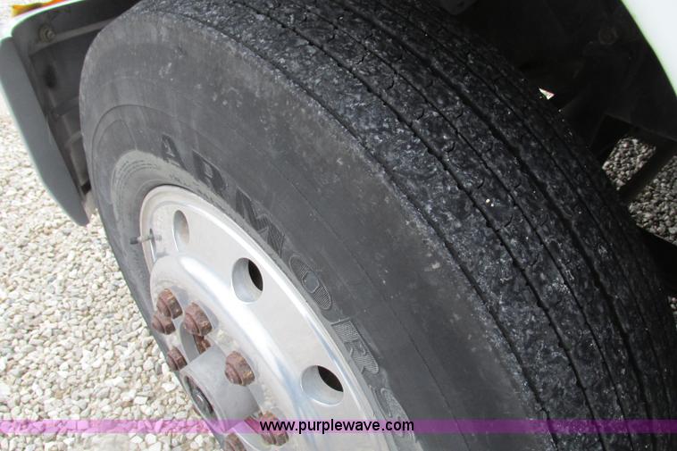 image for item F4780 1996 Mack CH613 triple axle semi truck