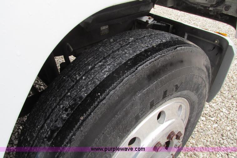 image for item F4780 1996 Mack CH613 triple axle semi truck