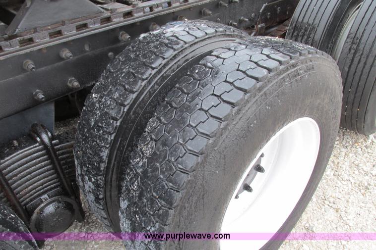 image for item F4780 1996 Mack CH613 triple axle semi truck