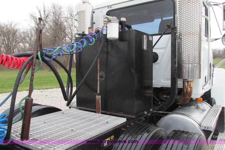 image for item F4780 1996 Mack CH613 triple axle semi truck