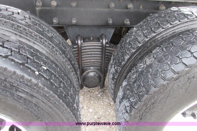 image for item F4780 1996 Mack CH613 triple axle semi truck