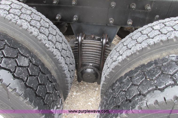 image for item F4780 1996 Mack CH613 triple axle semi truck