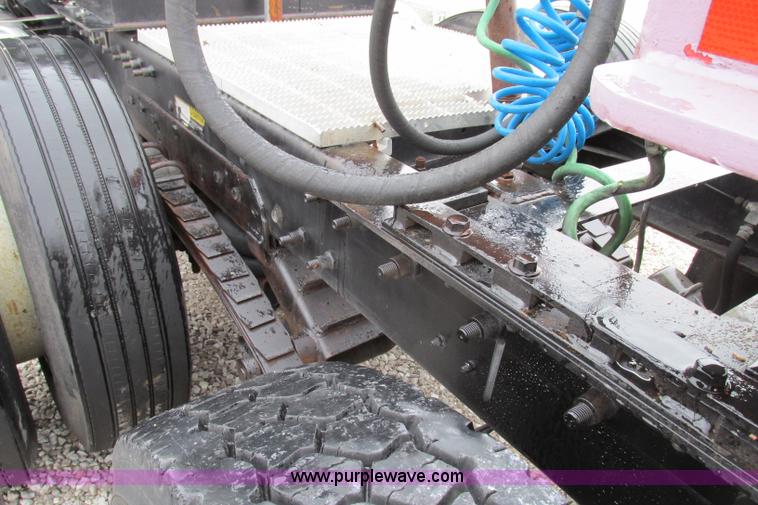 image for item F4780 1996 Mack CH613 triple axle semi truck