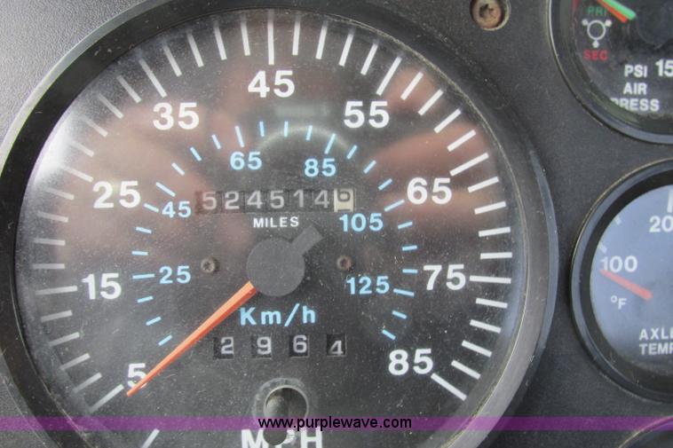 image for item F4780 1996 Mack CH613 triple axle semi truck