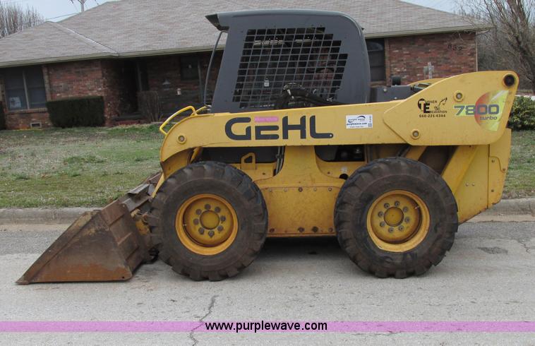 image for item F4781 2003 Gehl SL7800 skid steer