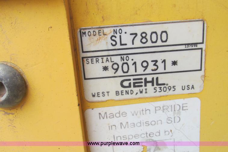 image for item F4781 2003 Gehl SL7800 skid steer