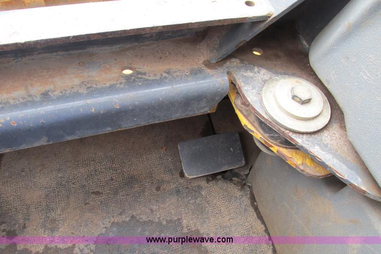 image for item F4781 2003 Gehl SL7800 skid steer