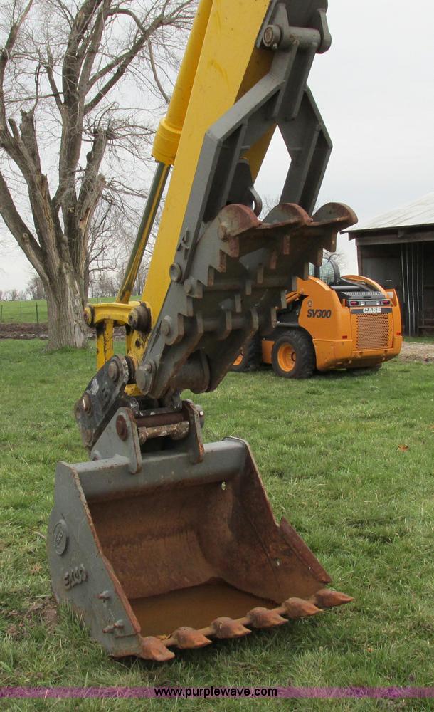 image for item F4782 2002 Komatsu PC100-6 excavator