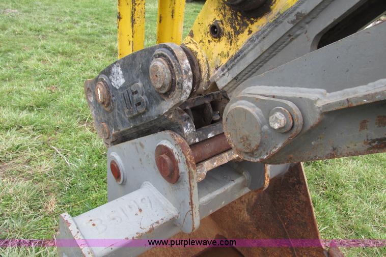 image for item F4782 2002 Komatsu PC100-6 excavator
