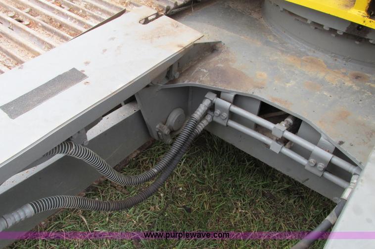 image for item F4782 2002 Komatsu PC100-6 excavator