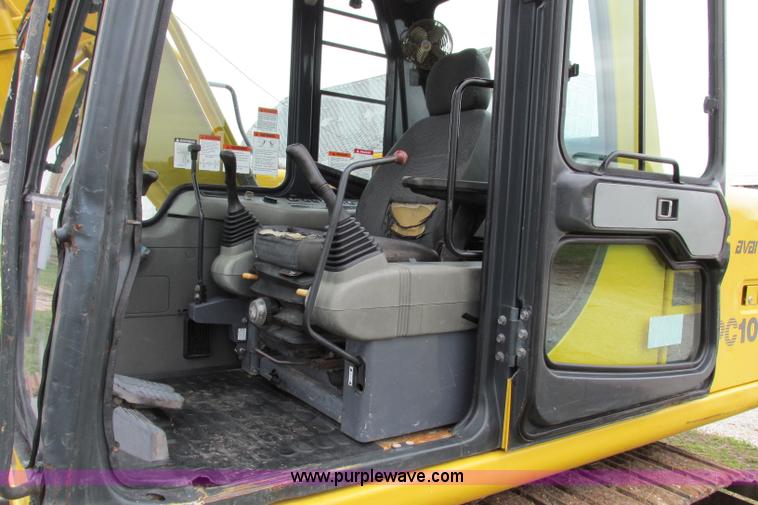 image for item F4782 2002 Komatsu PC100-6 excavator