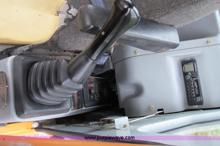 image for item F4784 Samsung SE210LC-2 excavator