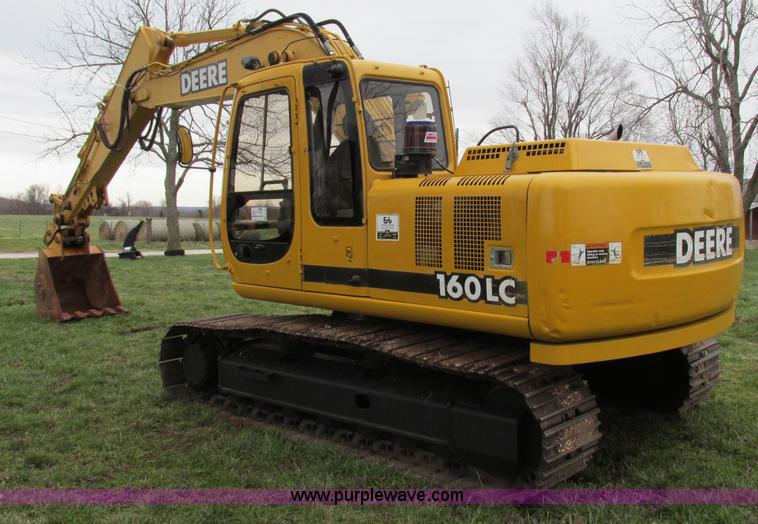 image for item F4785 1999 John Deere 160LC excavator