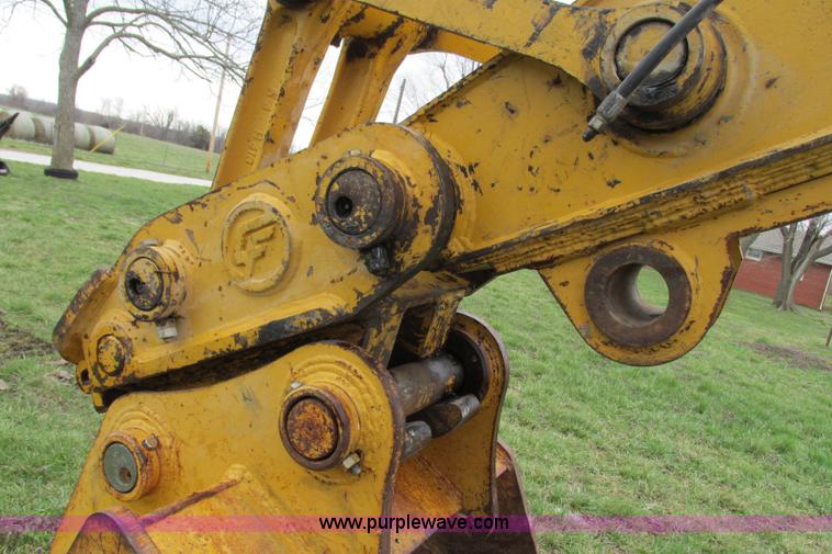 image for item F4785 1999 John Deere 160LC excavator