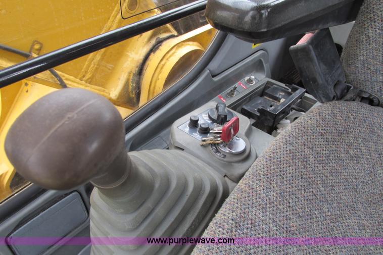 image for item F4785 1999 John Deere 160LC excavator