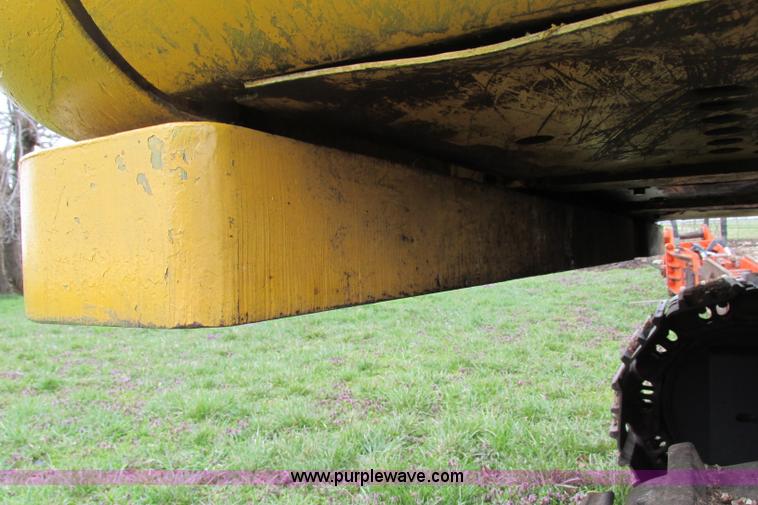 image for item F4785 1999 John Deere 160LC excavator