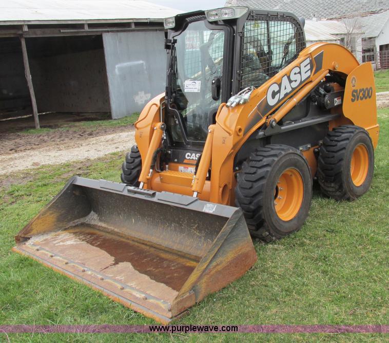 image for item F4787 2011 Case SV300 skid steer