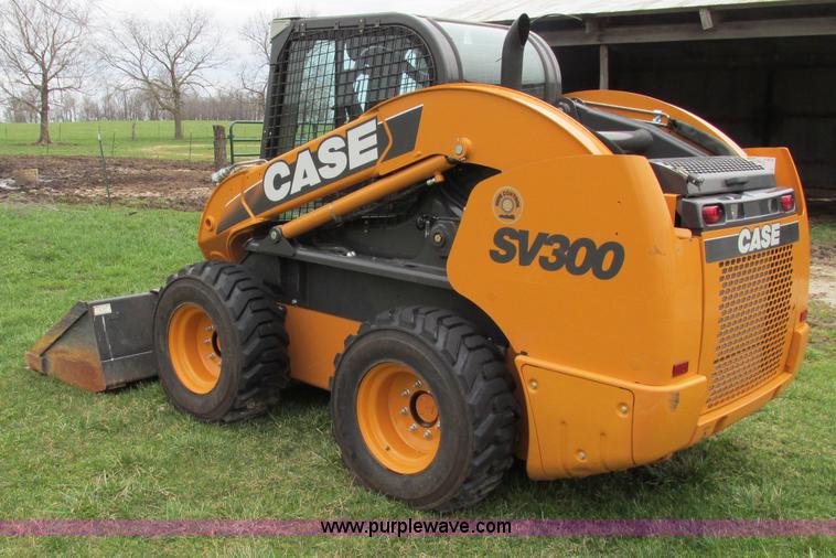 image for item F4787 2011 Case SV300 skid steer