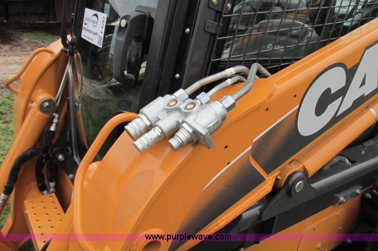 image for item F4787 2011 Case SV300 skid steer