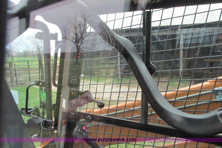 image for item F4787 2011 Case SV300 skid steer