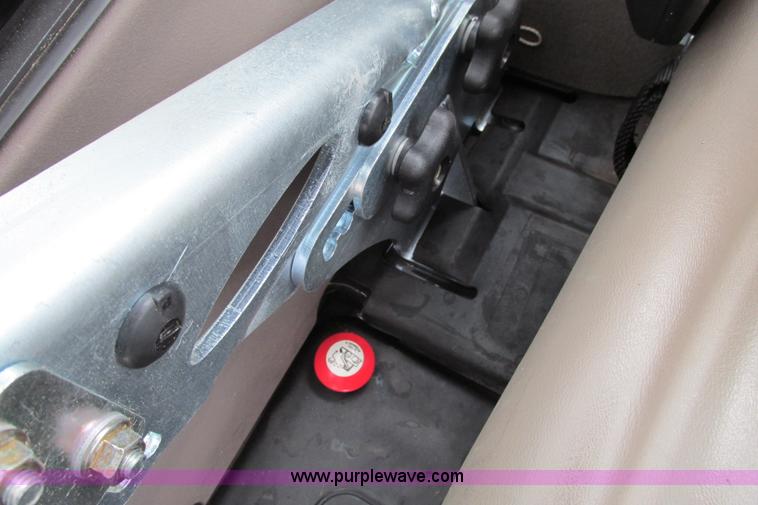 image for item F4787 2011 Case SV300 skid steer