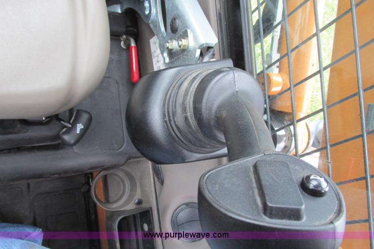 image for item F4787 2011 Case SV300 skid steer