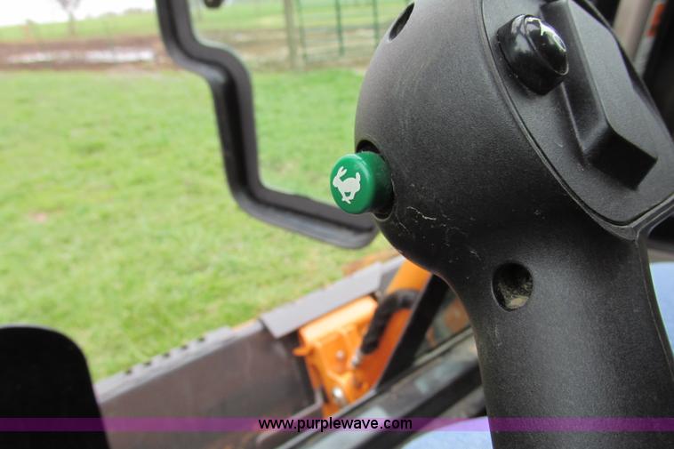 image for item F4787 2011 Case SV300 skid steer