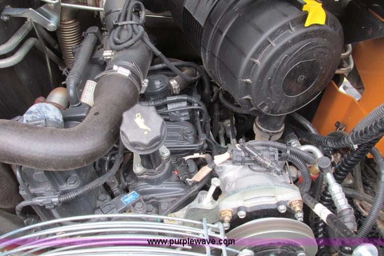 image for item F4787 2011 Case SV300 skid steer