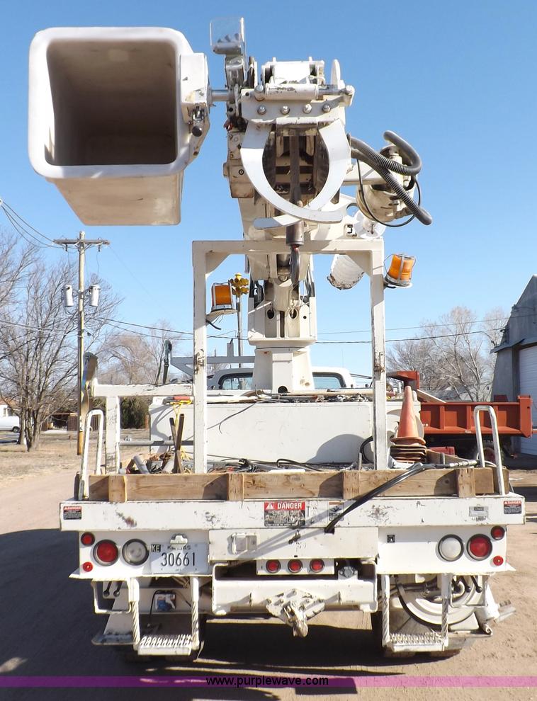 image for item F6491 1998 Ford F800 utility truck