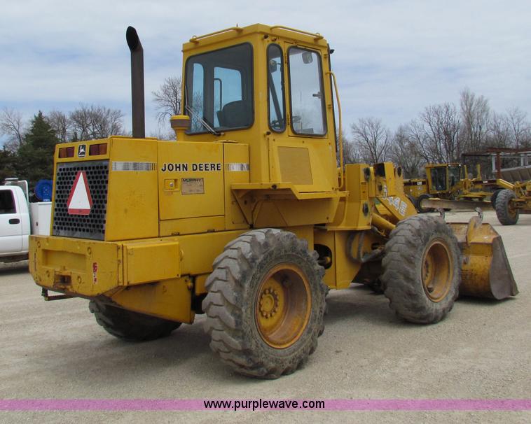 image for item F8643 1989 John Deere 344E wheel loader