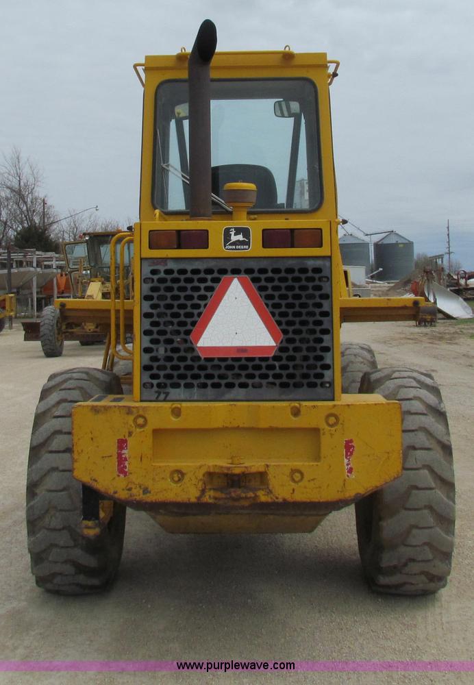 image for item F8643 1989 John Deere 344E wheel loader