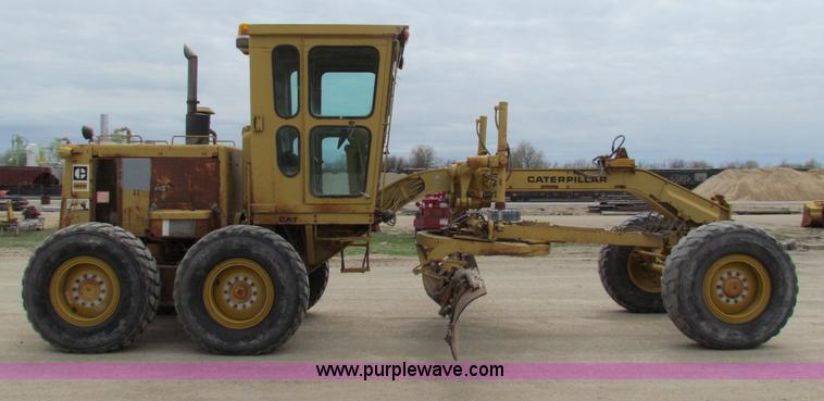 image for item F8644 1980 Caterpillar 120G articulated motor grader