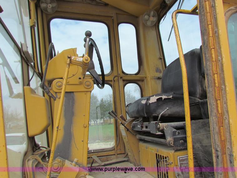 image for item F8644 1980 Caterpillar 120G articulated motor grader