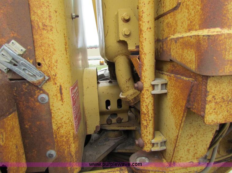 image for item F8644 1980 Caterpillar 120G articulated motor grader