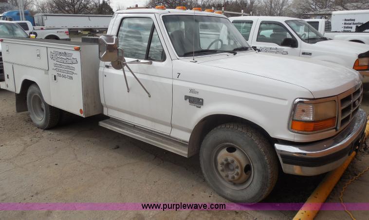 image for item F8765 1997 Ford F350 XL utility truck