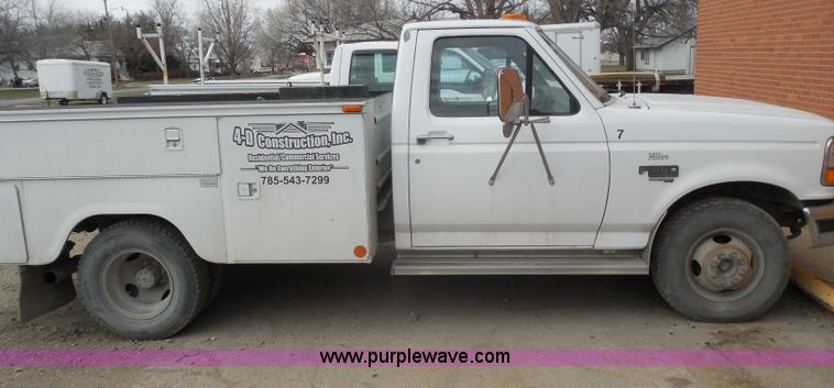 image for item F8765 1997 Ford F350 XL utility truck