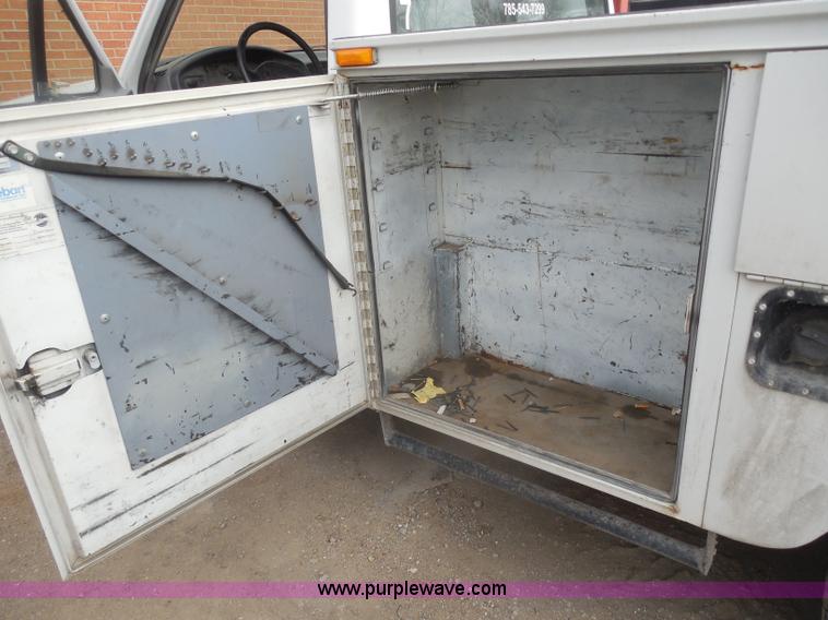 image for item F8765 1997 Ford F350 XL utility truck