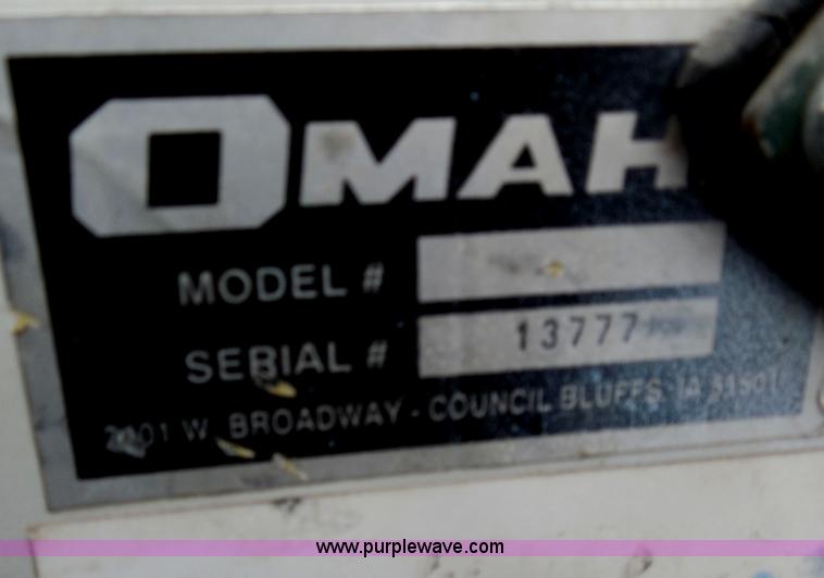 image for item F8765 1997 Ford F350 XL utility truck